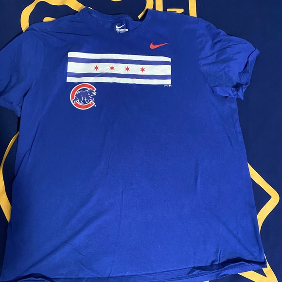 nike cubs t shirt